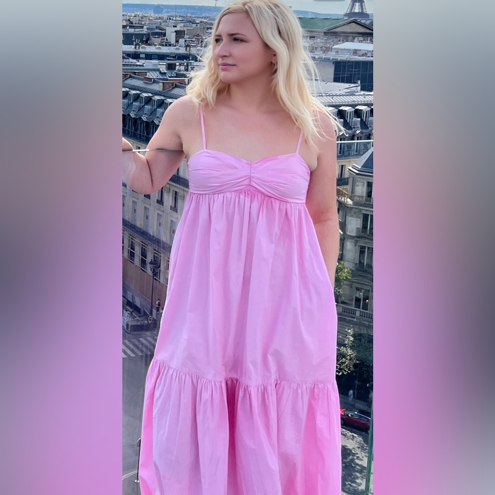 Elegant Pink Spaghetti Strap Dress